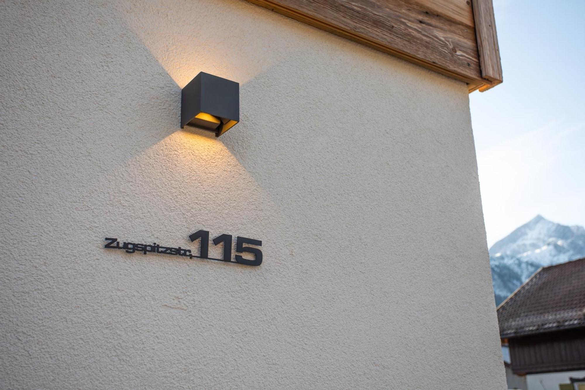 Apartment Wood&Stone Alpi การ์มิช-พาร์เทนเคียร์เชน ภายนอก รูปภาพ
