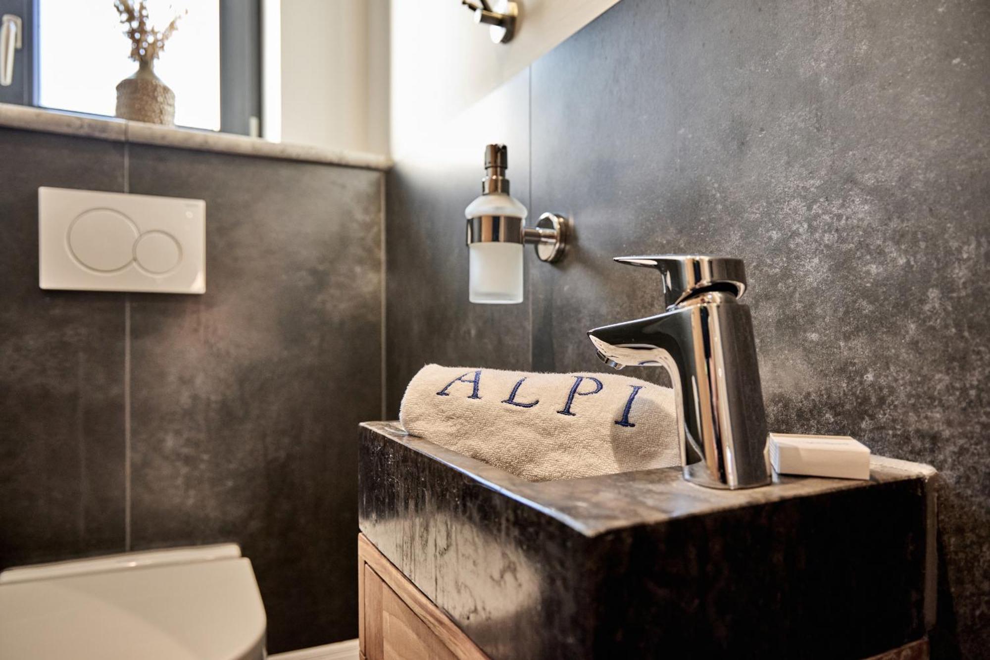 Apartment Wood&Stone Alpi การ์มิช-พาร์เทนเคียร์เชน ภายนอก รูปภาพ